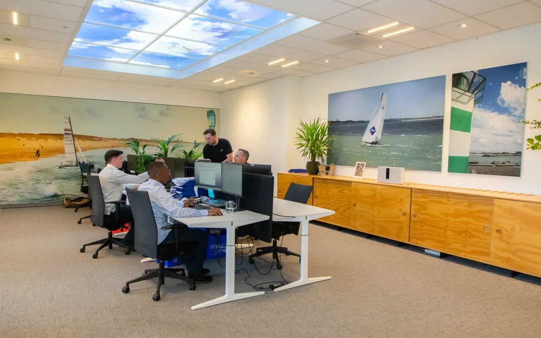 Op kantoor bij De Ondernemershypotheek